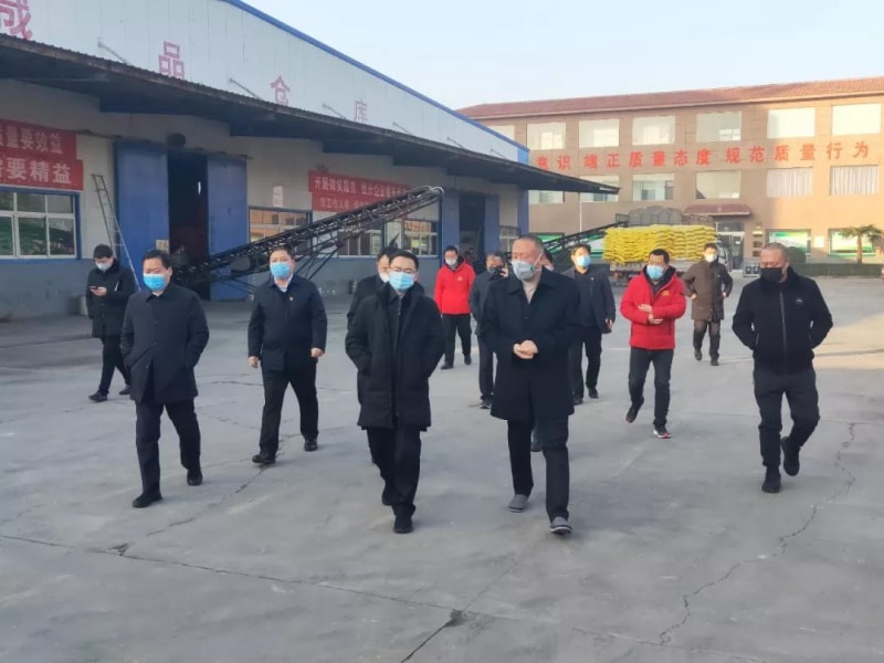 縣長(zhǎng)申琳調(diào)研旭瑞集團(tuán)疫情防控、復(fù)工復(fù)產(chǎn)情況！